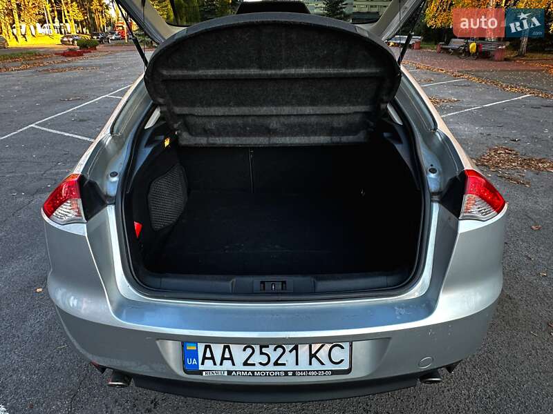 Лифтбек Renault Laguna 2008 в Виннице