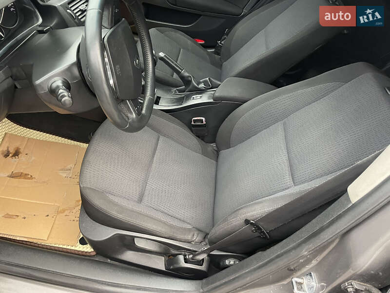 Лифтбек Renault Laguna 2008 в Теофиполе