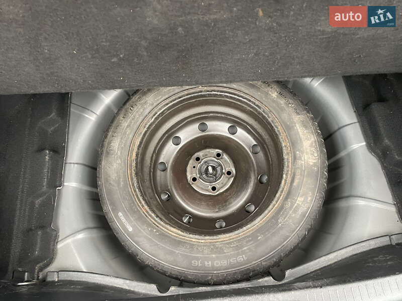 Лифтбек Renault Laguna 2008 в Теофиполе