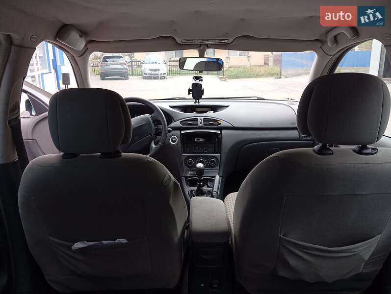 Лифтбек Renault Laguna 2003 в Тернополе фото 3 Лифтбек Renault Laguna 2003 в Тернополе