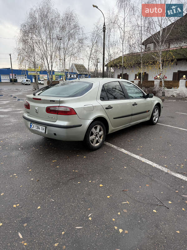 Лифтбек Renault Laguna 2001 в Смеле