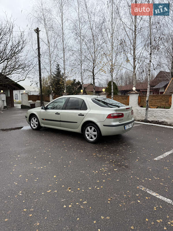 Лифтбек Renault Laguna 2001 в Смеле
