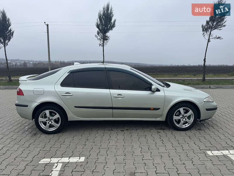 Лифтбек Renault Laguna 2002 в Красилове