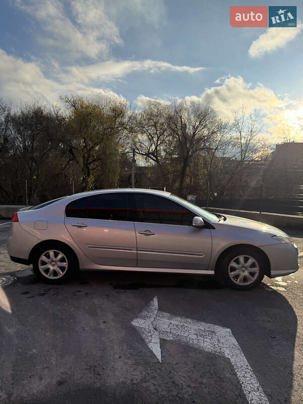 Лифтбек Renault Laguna 2010 в Виннице