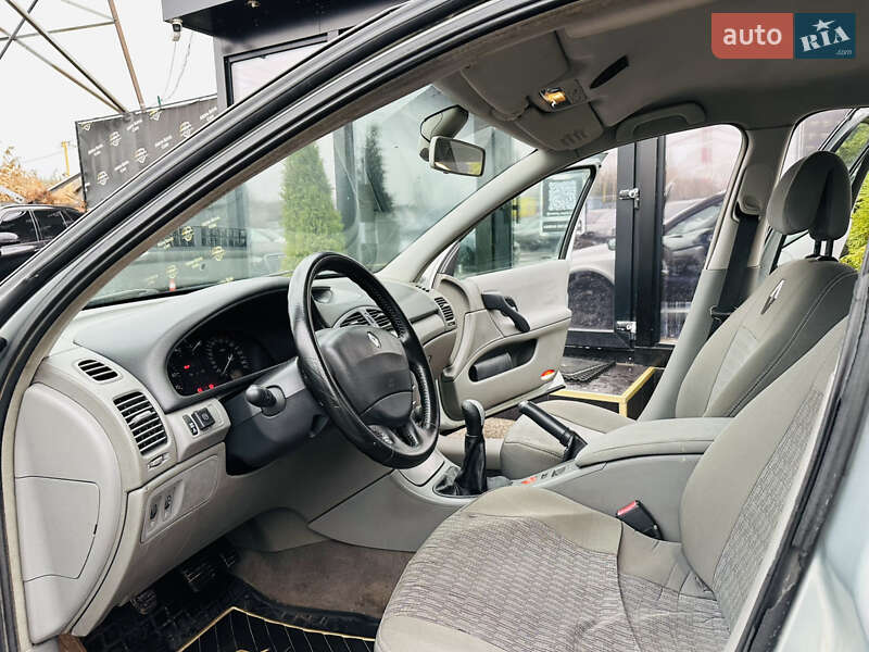 Лифтбек Renault Laguna 2005 в Харькове