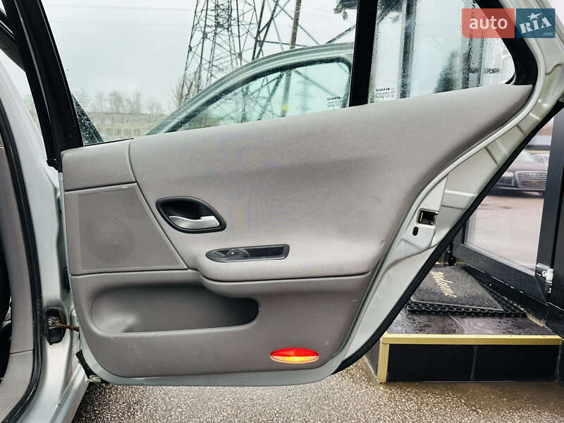 Лифтбек Renault Laguna 2005 в Харькове