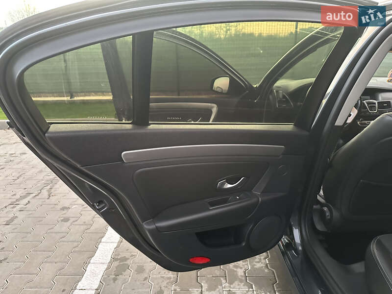 Лифтбек Renault Laguna 2010 в Виннице фото 27 Лифтбек Renault Laguna 2010 в Виннице