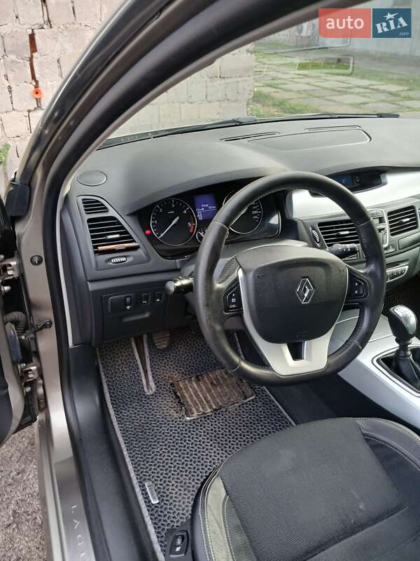 Лифтбек Renault Laguna 2008 в Черкассах