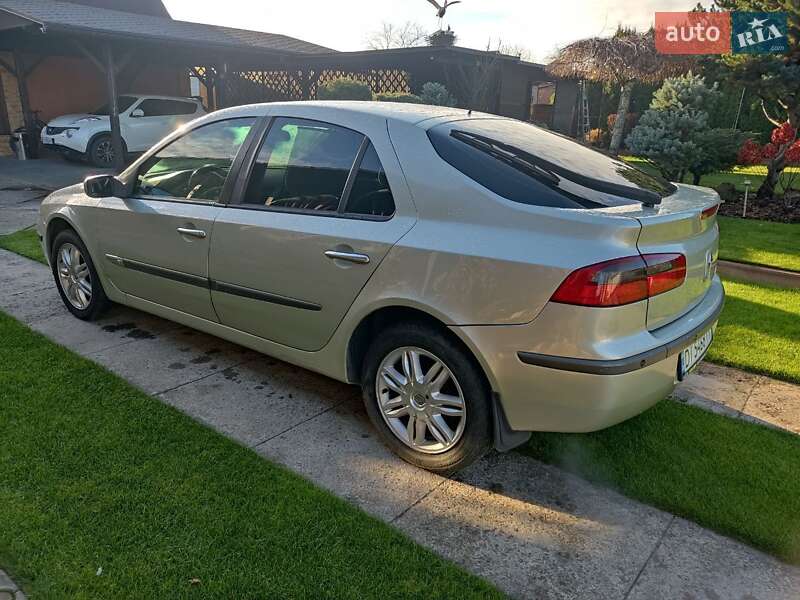 Ліфтбек Renault Laguna 2002 в Смілі