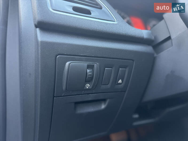 Купе Renault Laguna 2011 в Києві