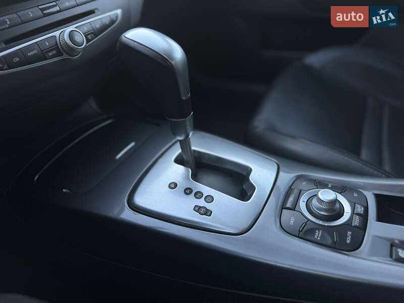 Купе Renault Laguna 2011 в Києві