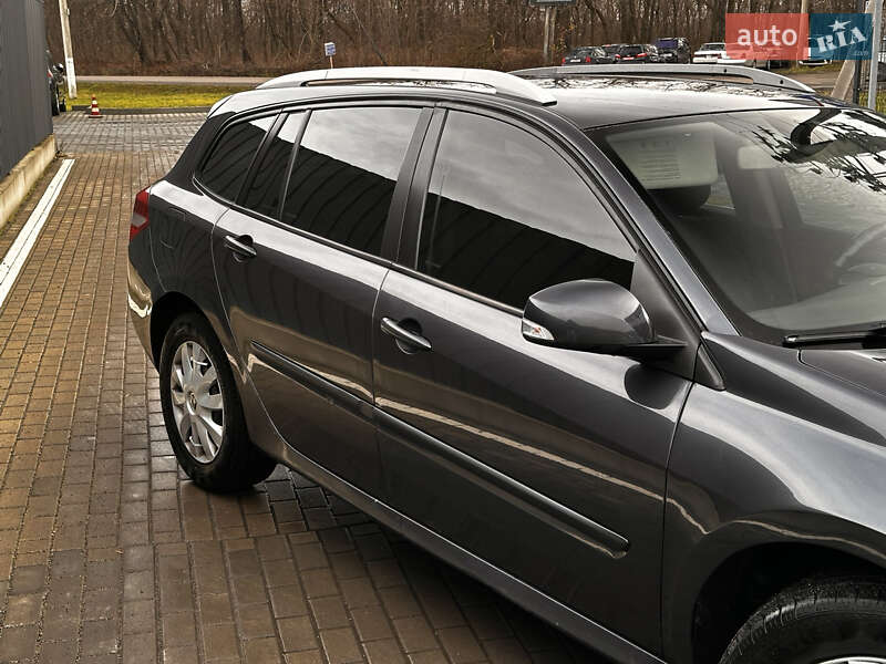 Универсал Renault Laguna 2009 в Луцке