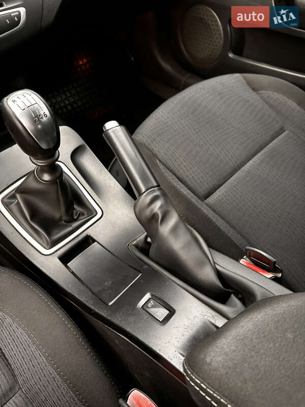 Универсал Renault Laguna 2009 в Луцке