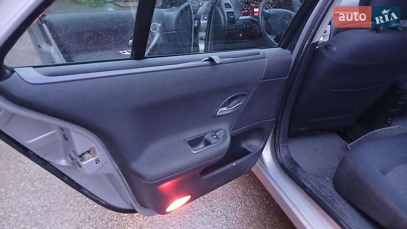 Ліфтбек Renault Laguna 2007 в Тернополі