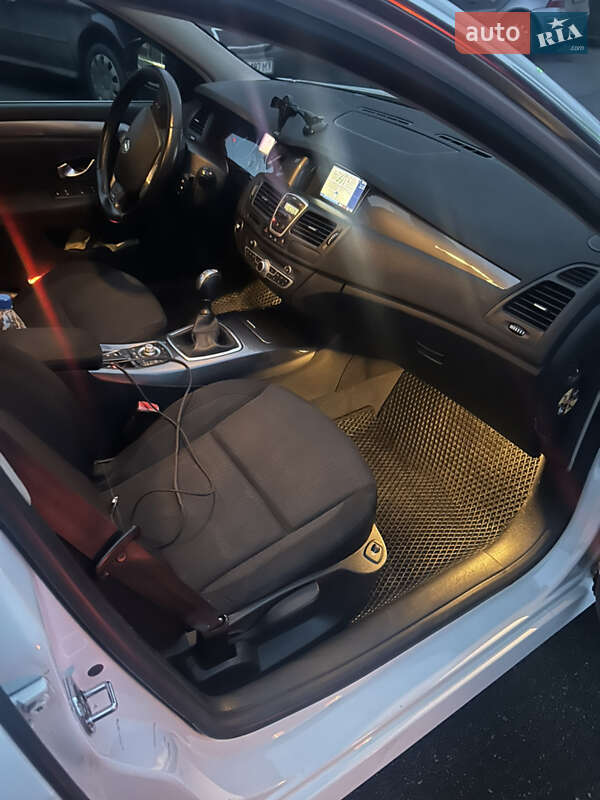 Універсал Renault Laguna 2010 в Києві