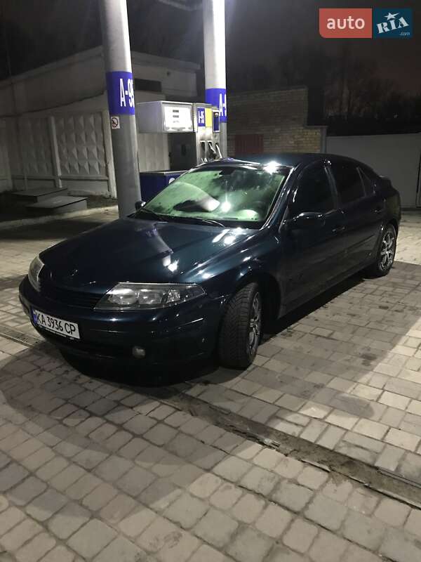 Лифтбек Renault Laguna 2002 в Киеве