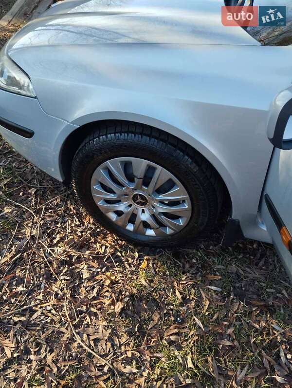 Универсал Renault Laguna 2004 в Иванкове фото 3 Универсал Renault Laguna 2004 в Иванкове