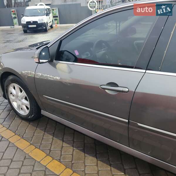 Лифтбек Renault Laguna 2010 в Харькове фото 23 Лифтбек Renault Laguna 2010 в Харькове