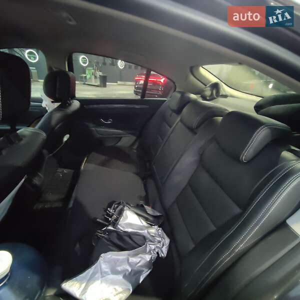 Лифтбек Renault Laguna 2010 в Харькове фото 4 Лифтбек Renault Laguna 2010 в Харькове