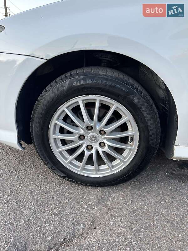 Ліфтбек Renault Laguna 2012 в Кривому Розі