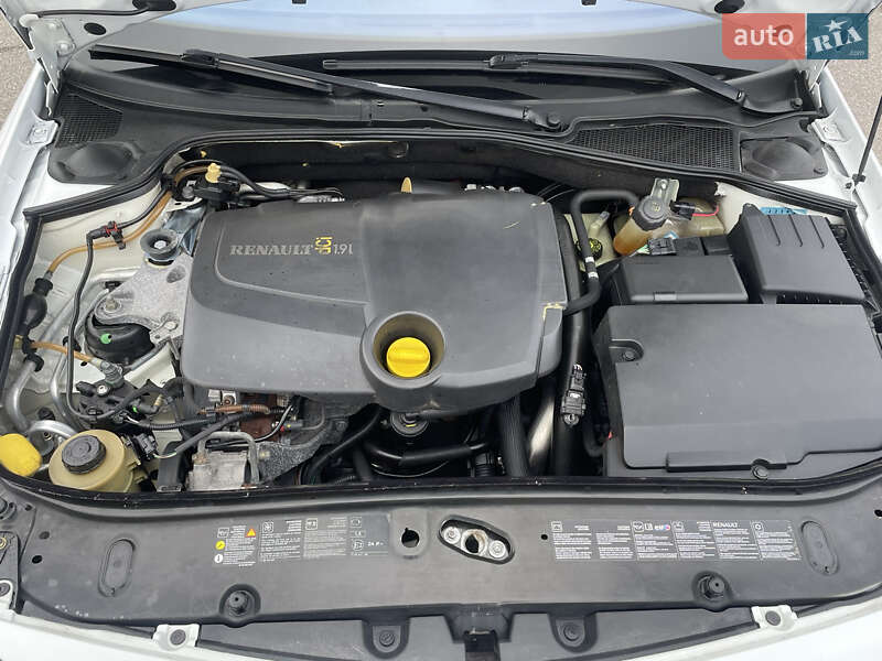 Лифтбек Renault Laguna 2007 в Виннице фото 13 Лифтбек Renault Laguna 2007 в Виннице