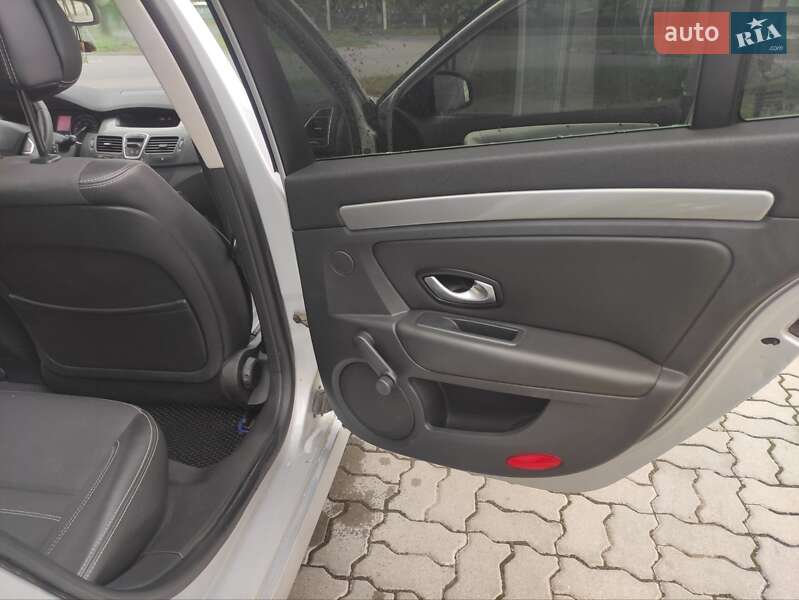 Універсал Renault Laguna 2011 в Калуші