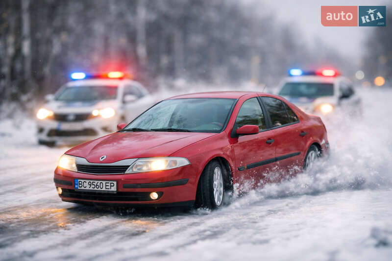 Лифтбек Renault Laguna 2002 в Черновцах фото Лифтбек Renault Laguna 2002 в Черновцах