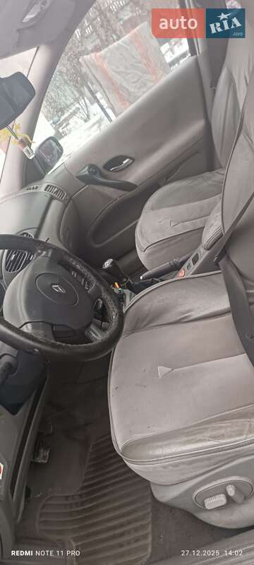 Ліфтбек Renault Laguna 2001 в Кам'янець-Подільському