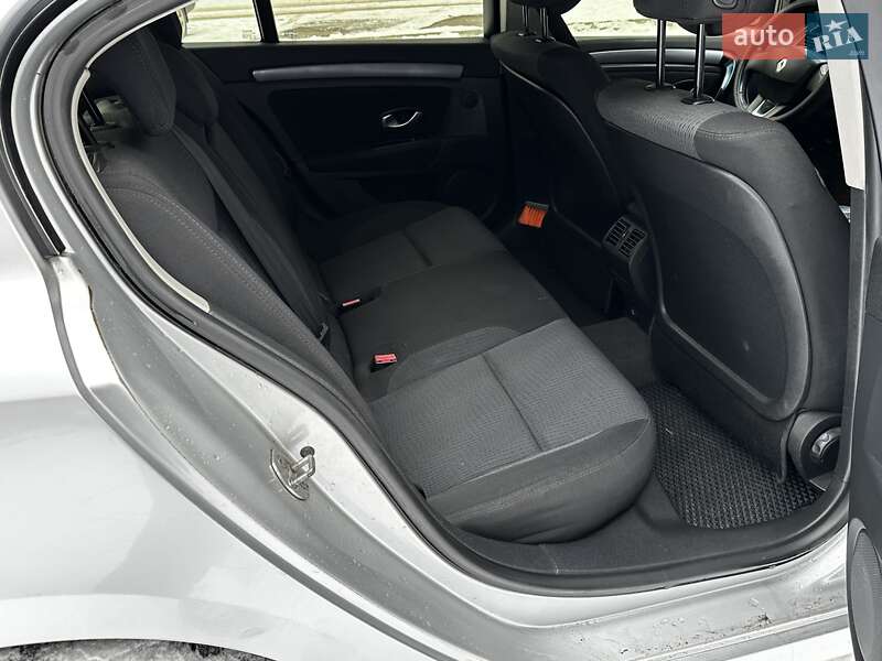 Лифтбек Renault Laguna 2008 в Виннице фото 14 Лифтбек Renault Laguna 2008 в Виннице