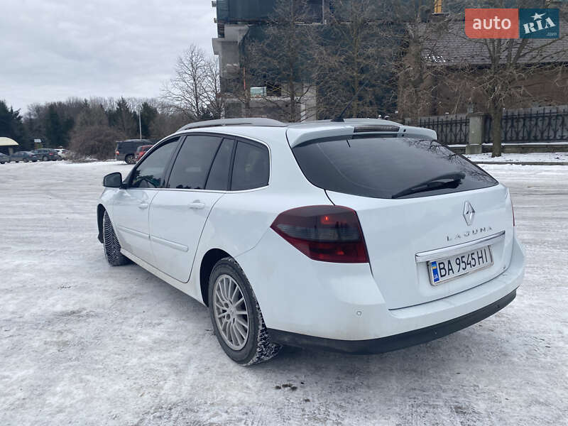 Универсал Renault Laguna 2011 в Умани
