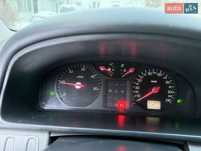 Універсал Renault Laguna 2002 в Києві