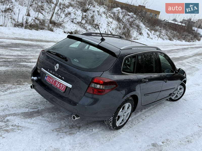 Универсал Renault Laguna 2013 в Ровно
