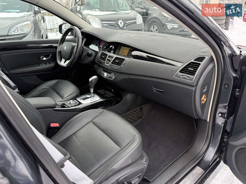 Универсал Renault Laguna 2013 в Ровно