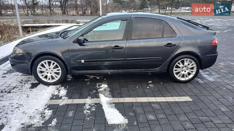 Лифтбек Renault Laguna 2005 в Самборе