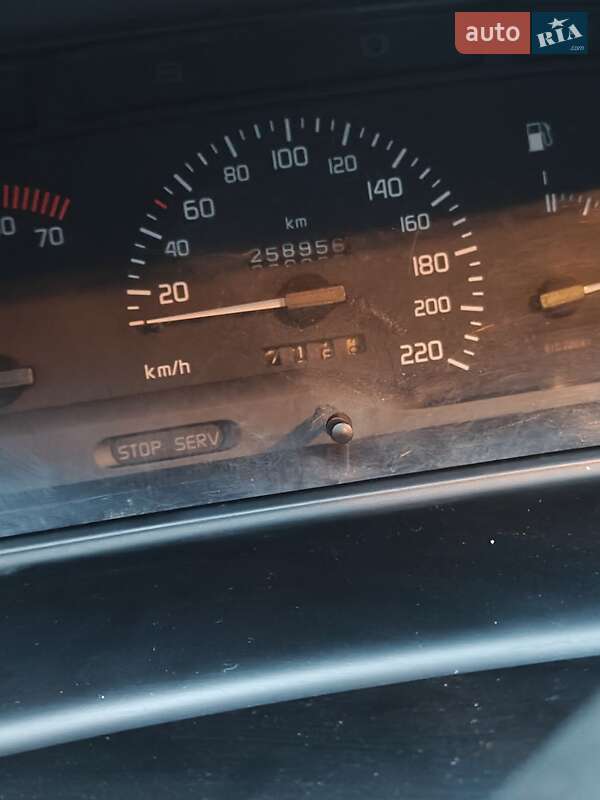 Лифтбек Renault Laguna 1997 в Вараше