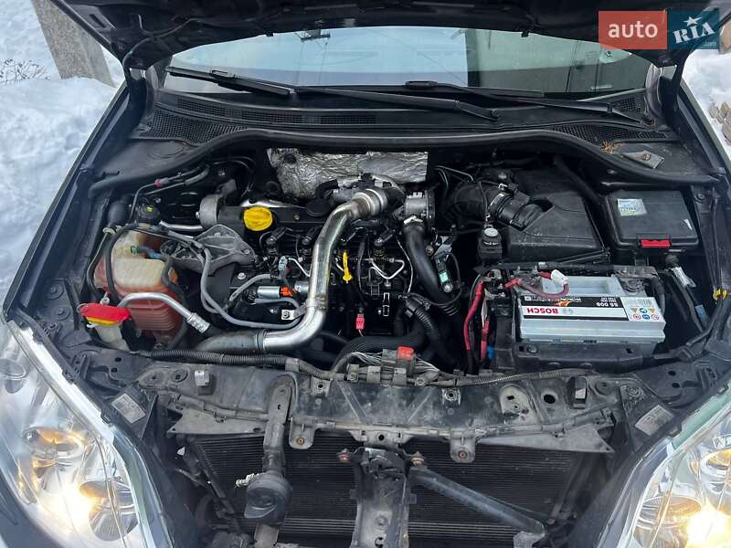 Универсал Renault Laguna 2009 в Волочиске