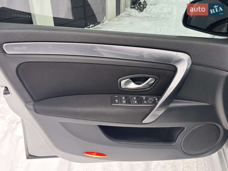 Лифтбек Renault Laguna 2010 в Ужгороде фото 18 Лифтбек Renault Laguna 2010 в Ужгороде