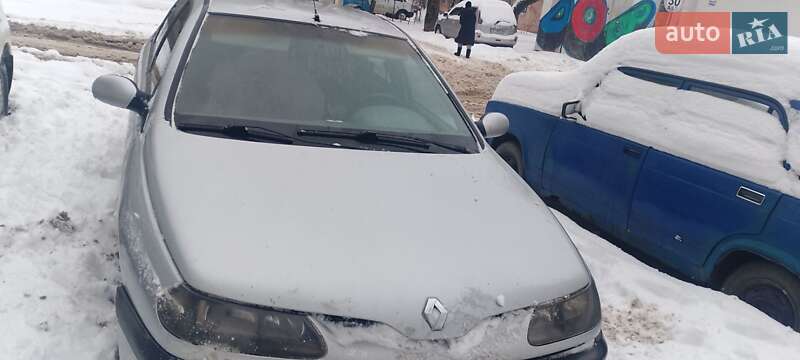Лифтбек Renault Laguna 1998 в Ивано-Франковске