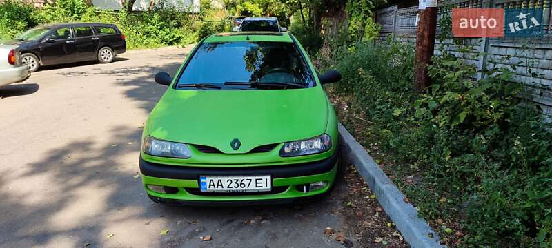 Лифтбек Renault Laguna 1995 в Киеве