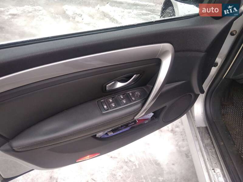 Лифтбек Renault Laguna 2011 в Житомире