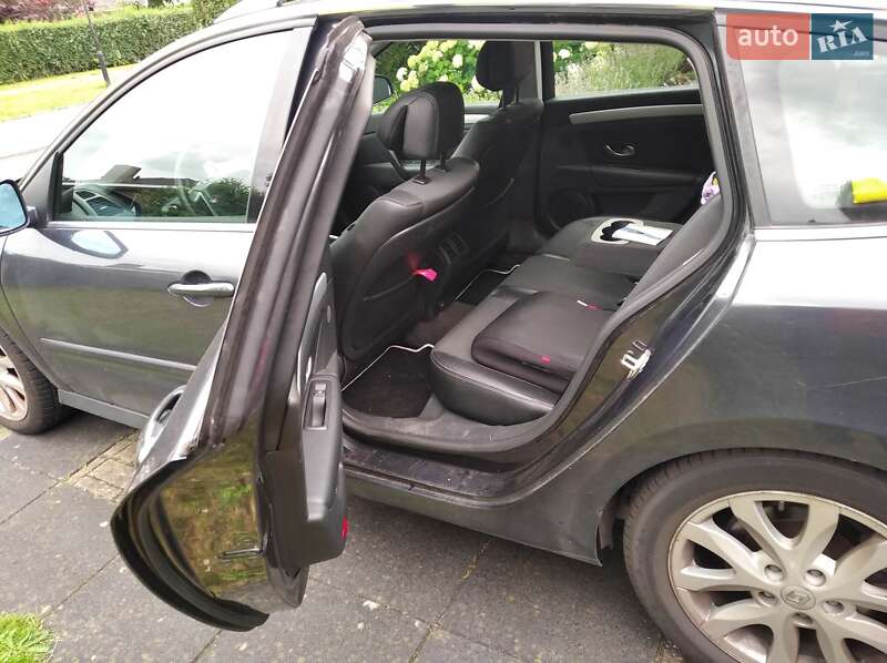 Универсал Renault Laguna 2008 в Киеве