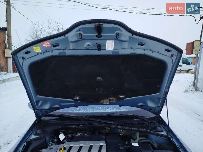 Універсал Renault Laguna 2003 в Хмельницькому фото 32 Універсал Renault Laguna 2003 в Хмельницькому