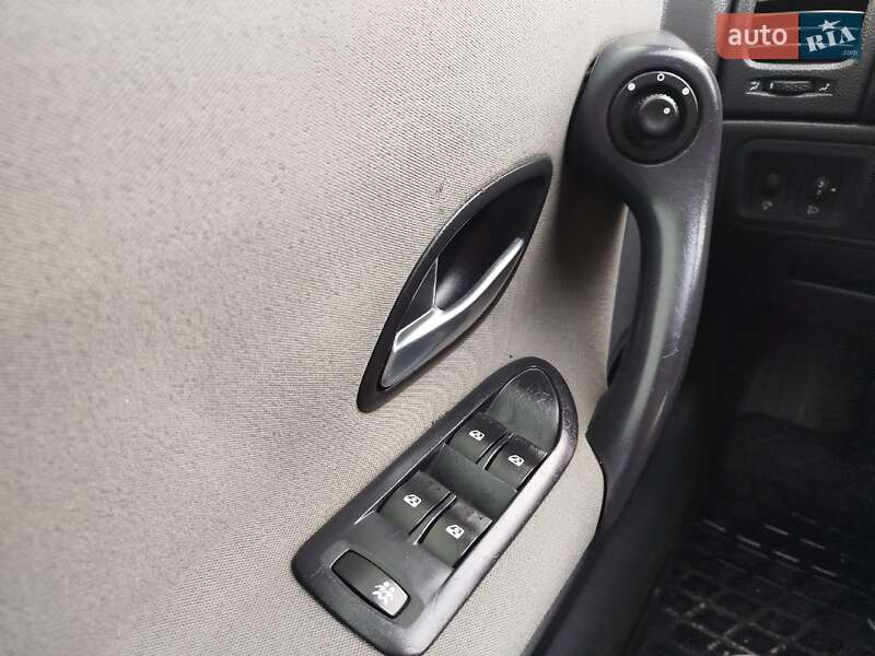 Універсал Renault Laguna 2003 в Хмельницькому фото 48 Універсал Renault Laguna 2003 в Хмельницькому