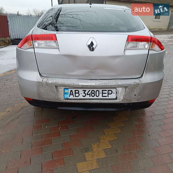 Ліфтбек Renault Laguna 2009 в Чернівцях