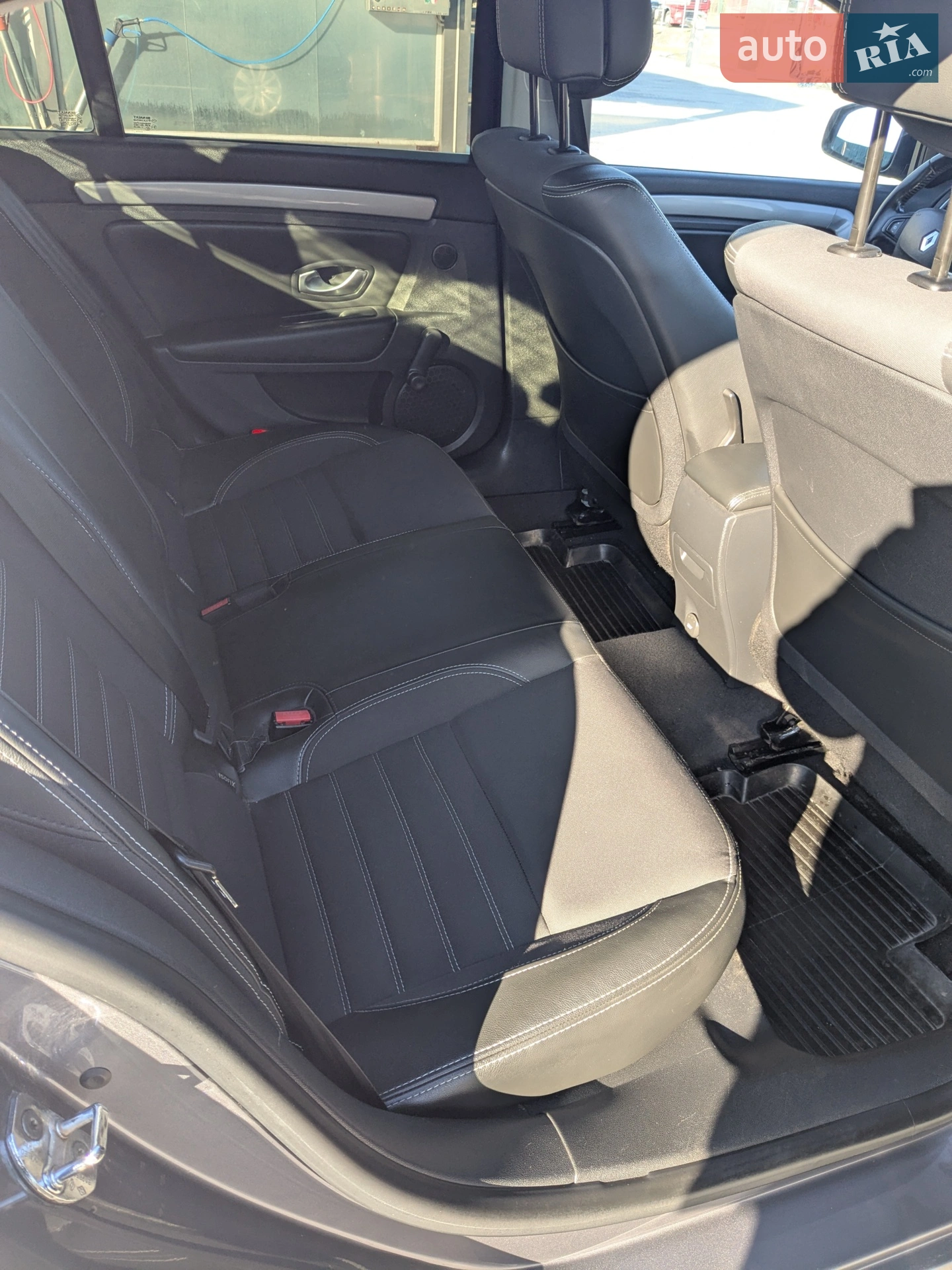 2011 Renault Laguna - мініатюра 22