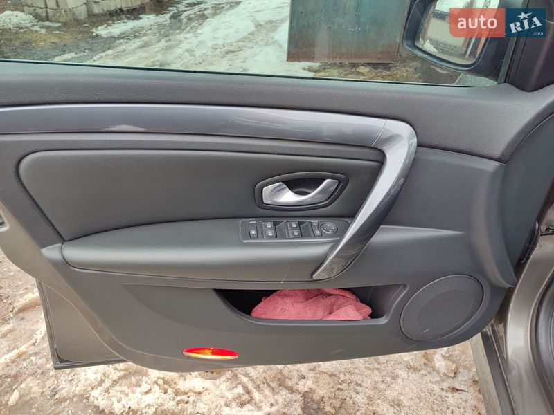 Ліфтбек Renault Laguna 2010 в Харкові