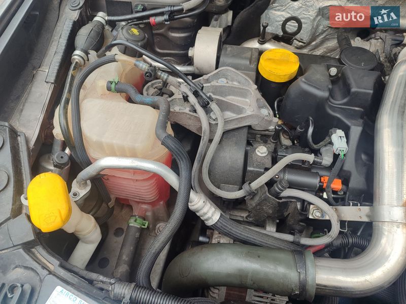 Ліфтбек Renault Laguna 2010 в Харкові