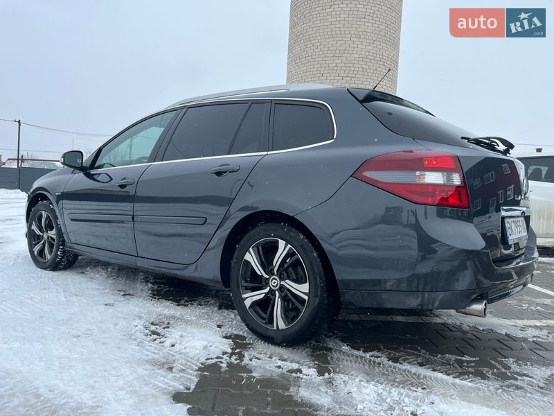 Универсал Renault Laguna 2014 в Дубно