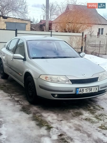 Лифтбек Renault Laguna 2002 в Киеве