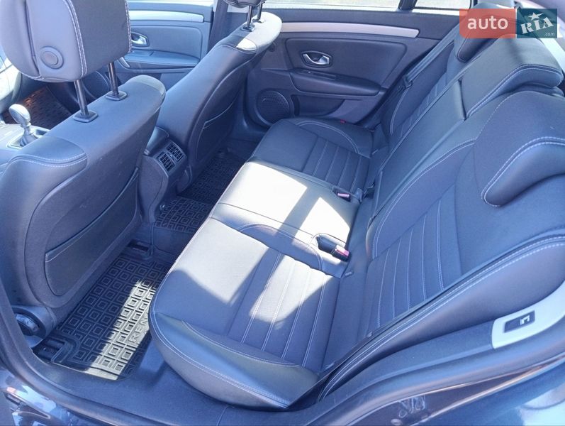 Універсал Renault Laguna 2011 в Черкасах